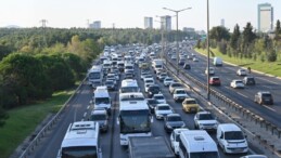 İstanbul’da haftanın dördüncü iş gününde trafikte yoğunluk yaşanıyor