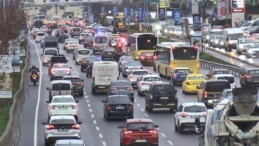 İstanbul’da haftanın ilk iş gününde trafik yoğunluğu: Yüzde 75’e dayandı!