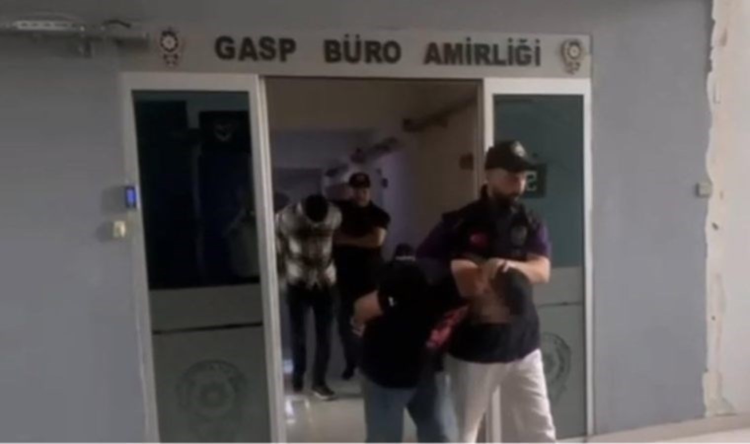 İzmir’de oto galeriye silahlı saldırıda yeni gelişme