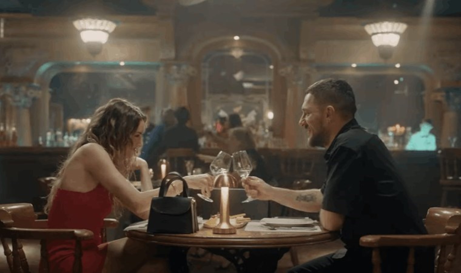 Karşılaşmalar dizisinin yayın tarihi belli oldu: Sinem Kobal, Sarp Apak, Şükrü Özyıldız ve daha fazlası oyuncu kadrosunda…