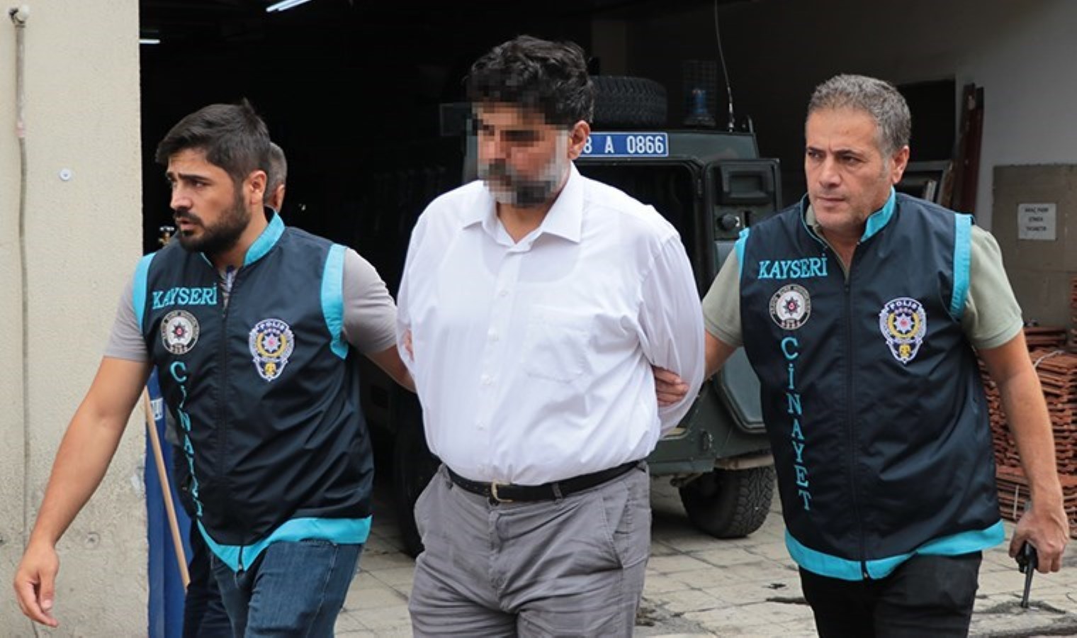 Kayseri’de 1 kişinin öldüğü silahlı kavganın 5 şüphelisi adliyede