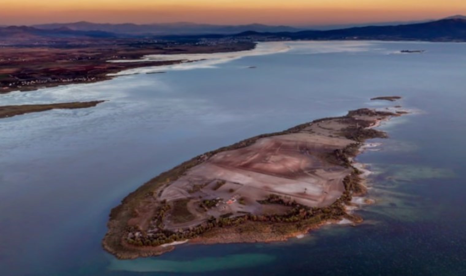 Konya’da bulunan ‘Çeçen adası’ satılığa çıkarıldı