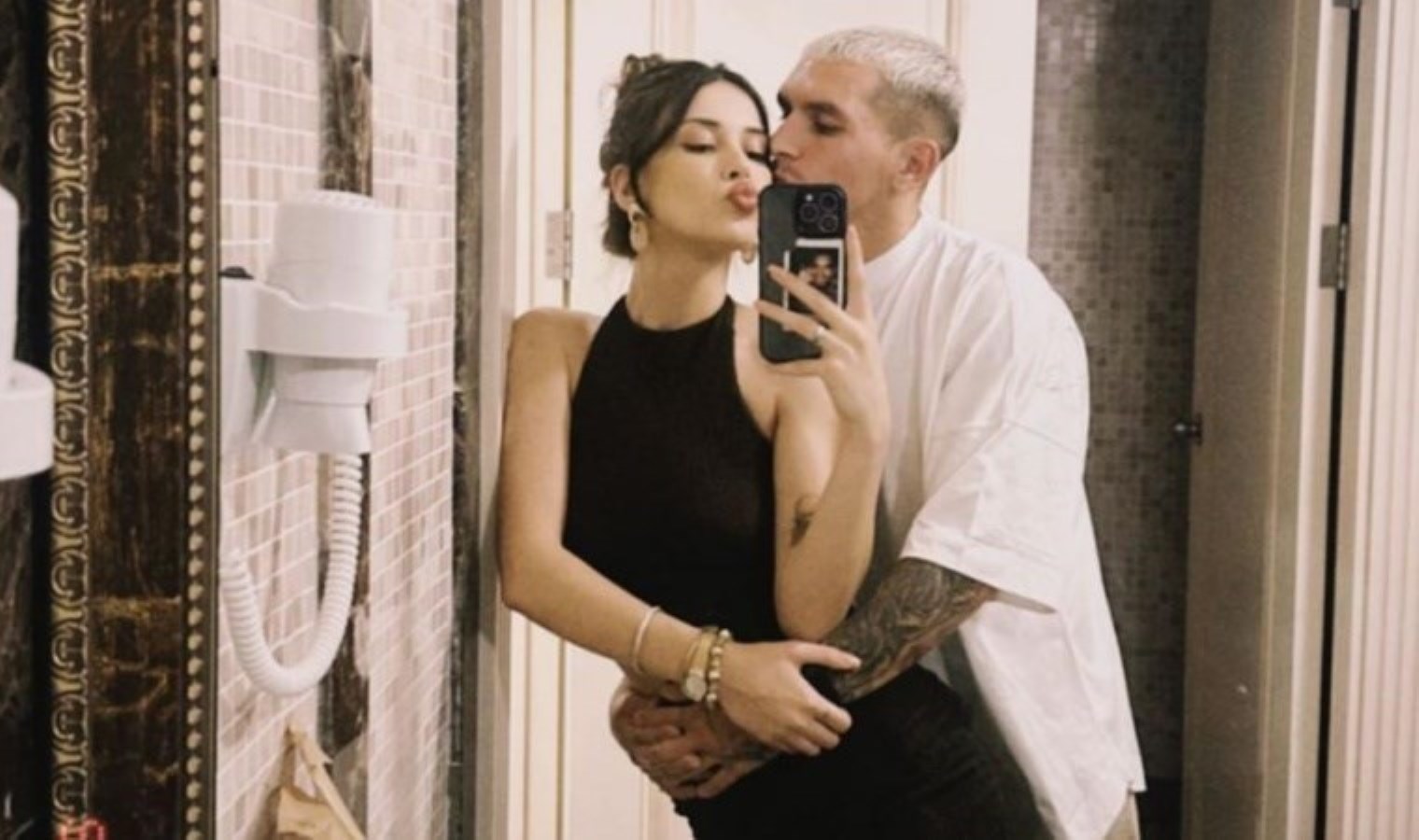 Lucas Torreira ile Devrim Özkan’dan aşk dolu paylaşım!