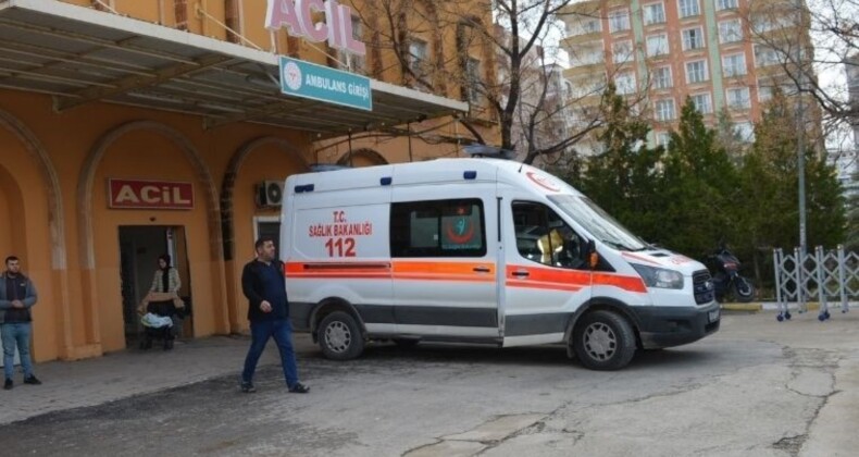 Mardin’de TIR’ın çarptığı Serhat, ağır yaralandı