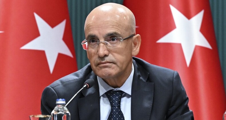 Mehmet Şimşek: Cari açık 20 milyar doların altına geriledi