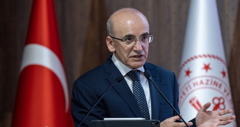 Mehmet Şimşek: Milli gelir ikinci çeyrek itibarıyla 1,2 trilyon doları aştı