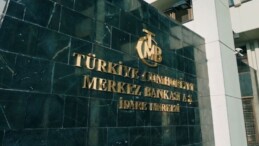 Merkez Bankası anketinde enflasyon ve dolar tahmini geriledi