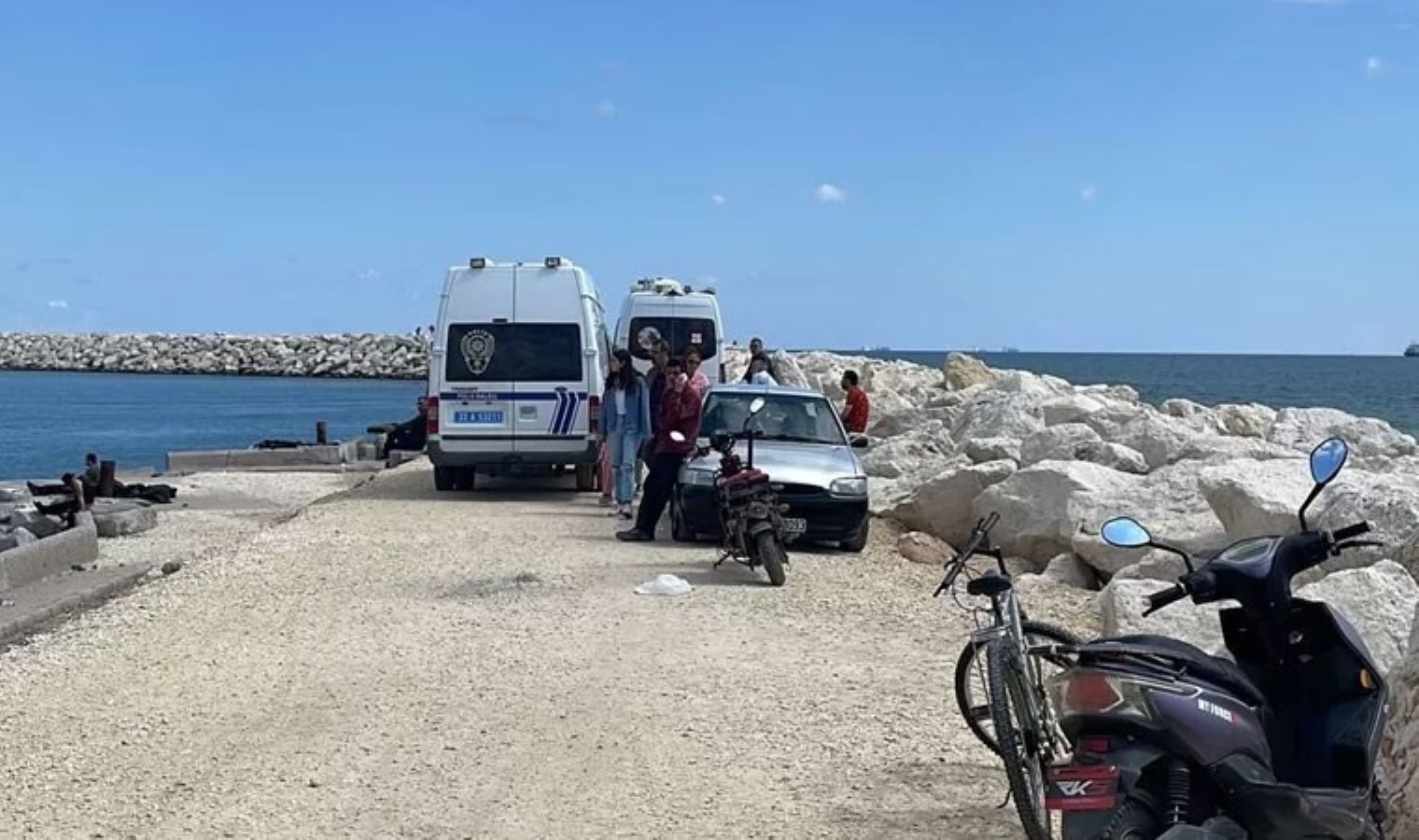 Mersin’de denizde erkek cesedi bulundu