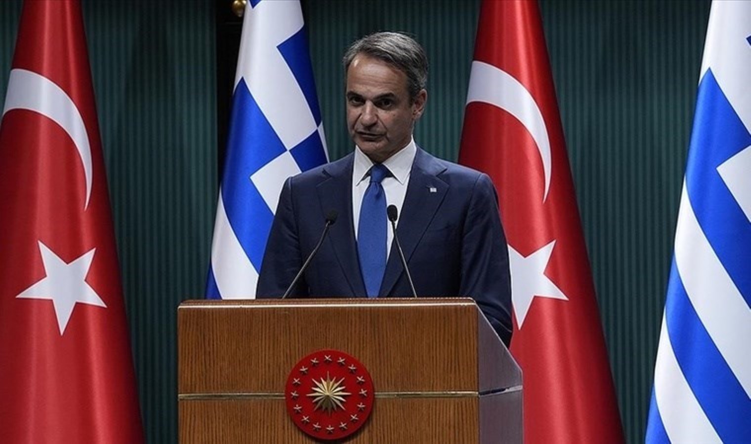 Miçotakis’ten Türkiye’ye çarpıcı mesajlar: ‘Daha fazla para harcamak zorunda bırakıyor…’