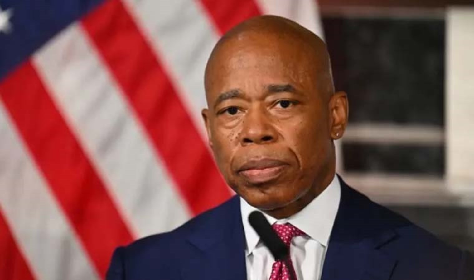 New York Belediye Başkanı Eric Adams’a Türkiye ile ilgili hangi konularda suçlamalar yöneltiliyor?