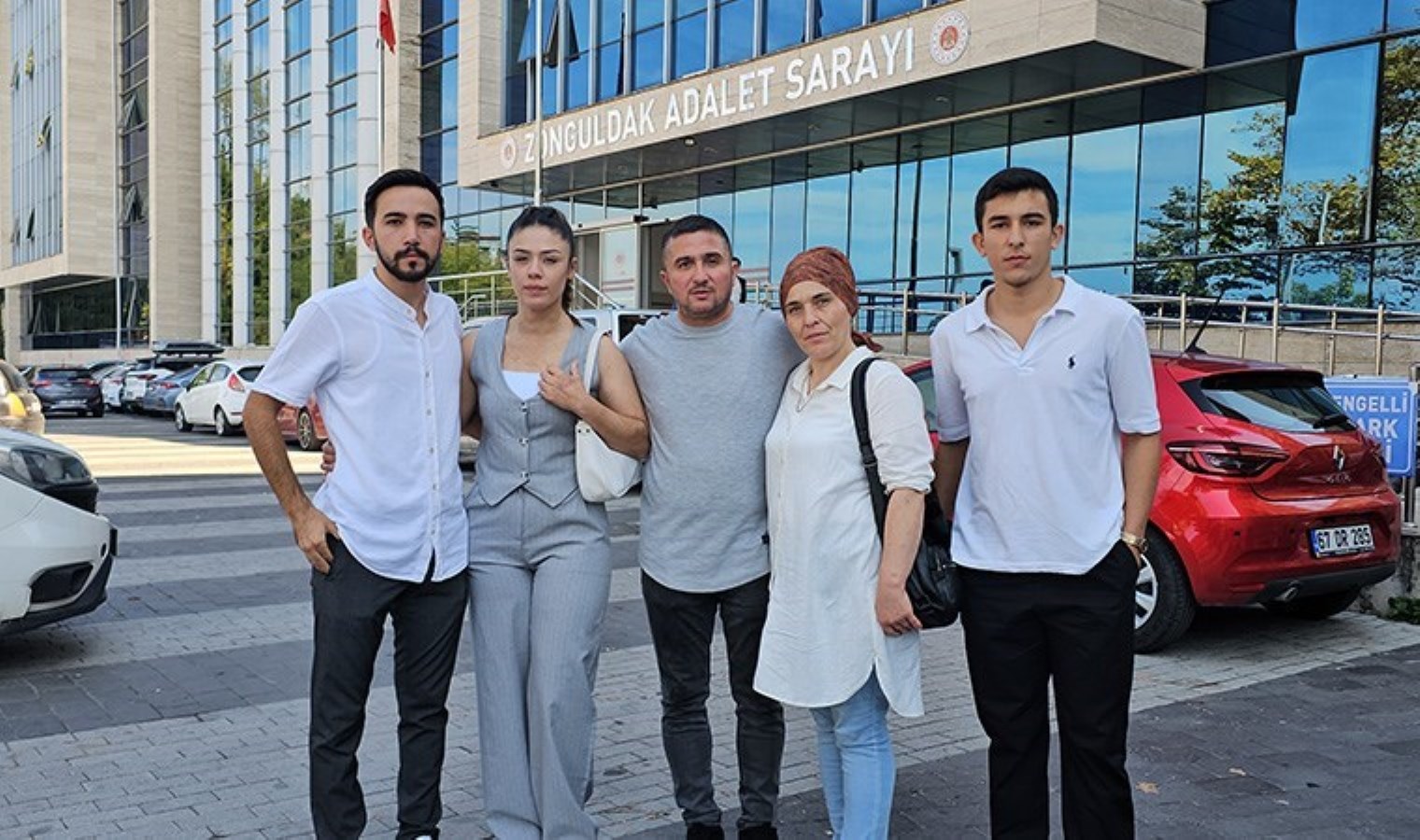 Şaka yapayım derken 2 iş arkadaşının yaktı: ‘Alkol saf mı, sulu mu? Yakayım mı sizi?’