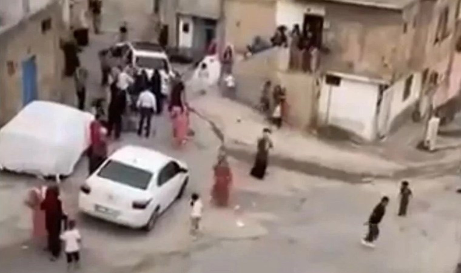 Şanlıurfa’da ‘maganda’ kurşunuyla 2 kişi yaralandı