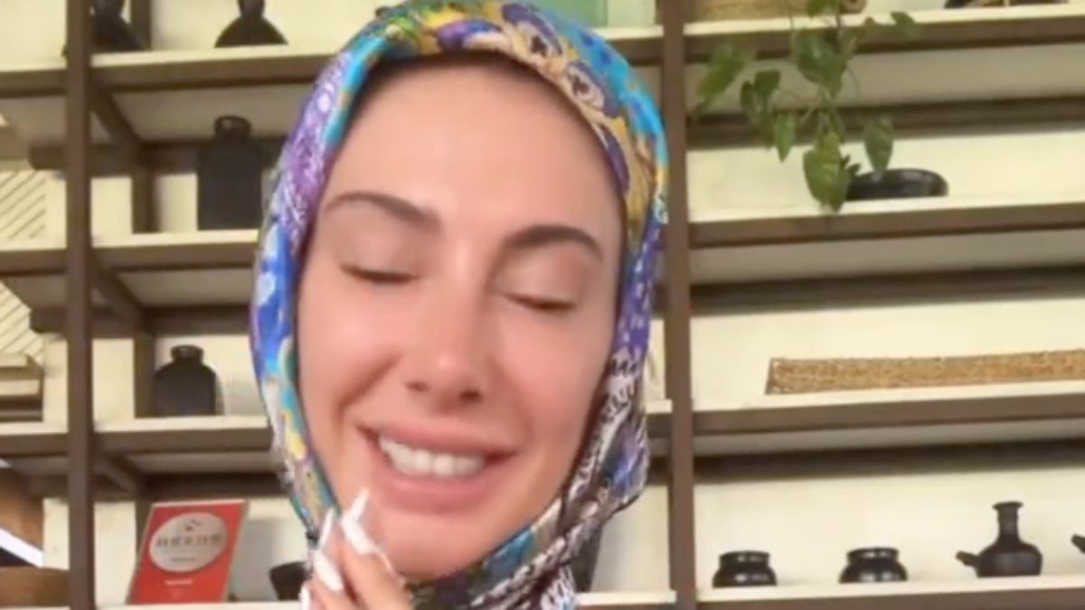 Şeyma Subaşı’nın dikkat çeken kombini