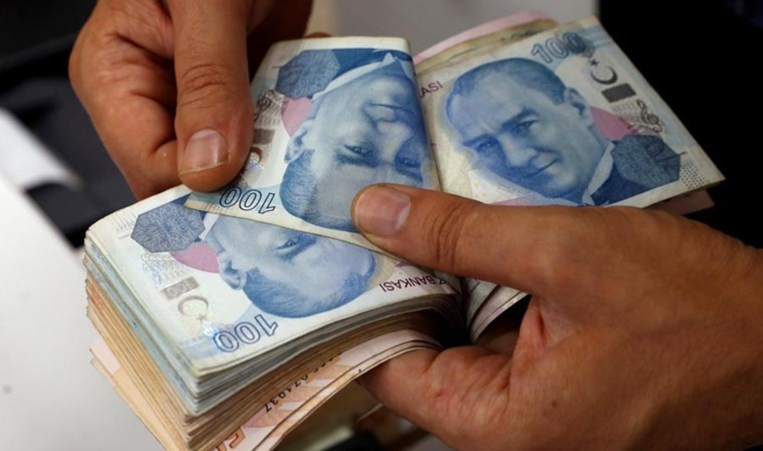 SGK Uzmanı Özgür Erdursun uyardı: ‘Emekliliğiniz iptal olabilir’