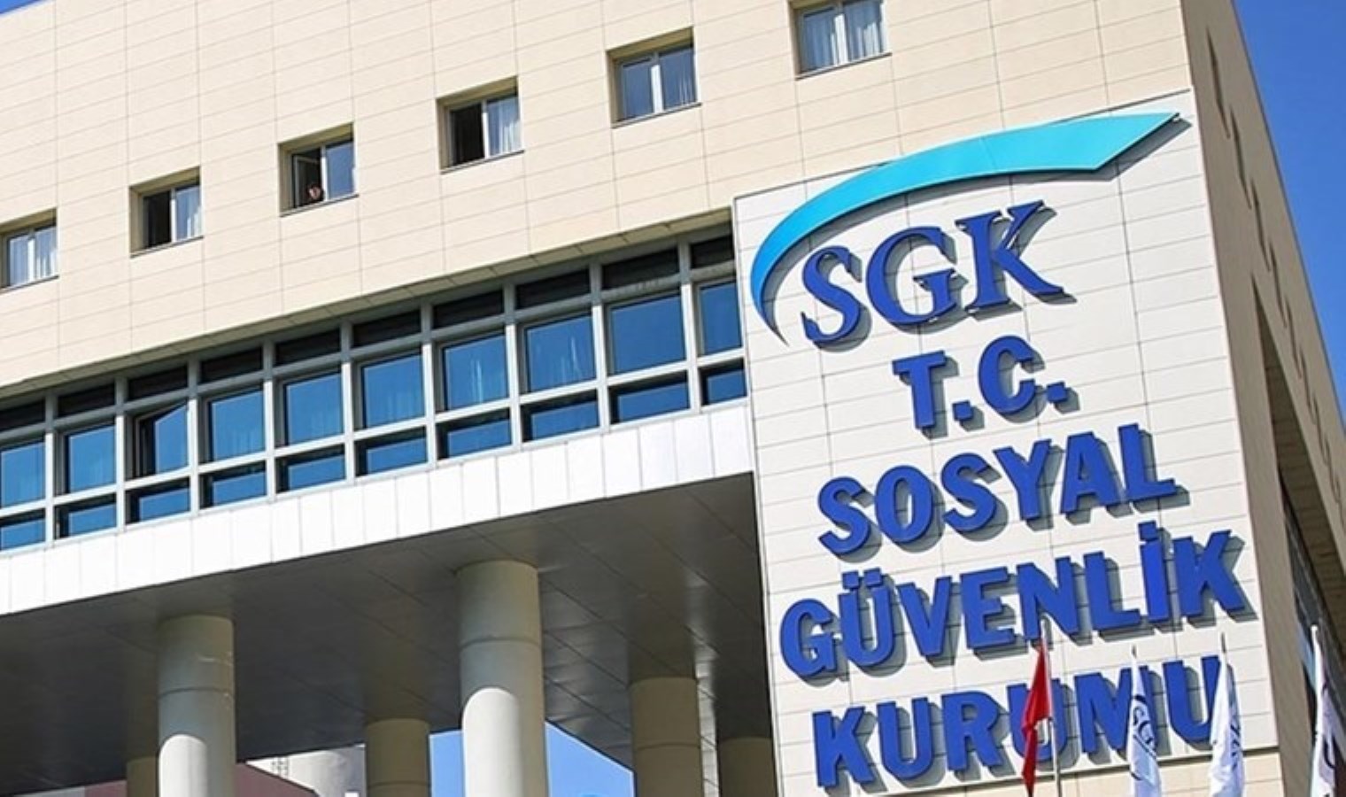 SGK’den ‘çift ödeme iadesi’ uyarısı: Bu e-postalara dikkat!