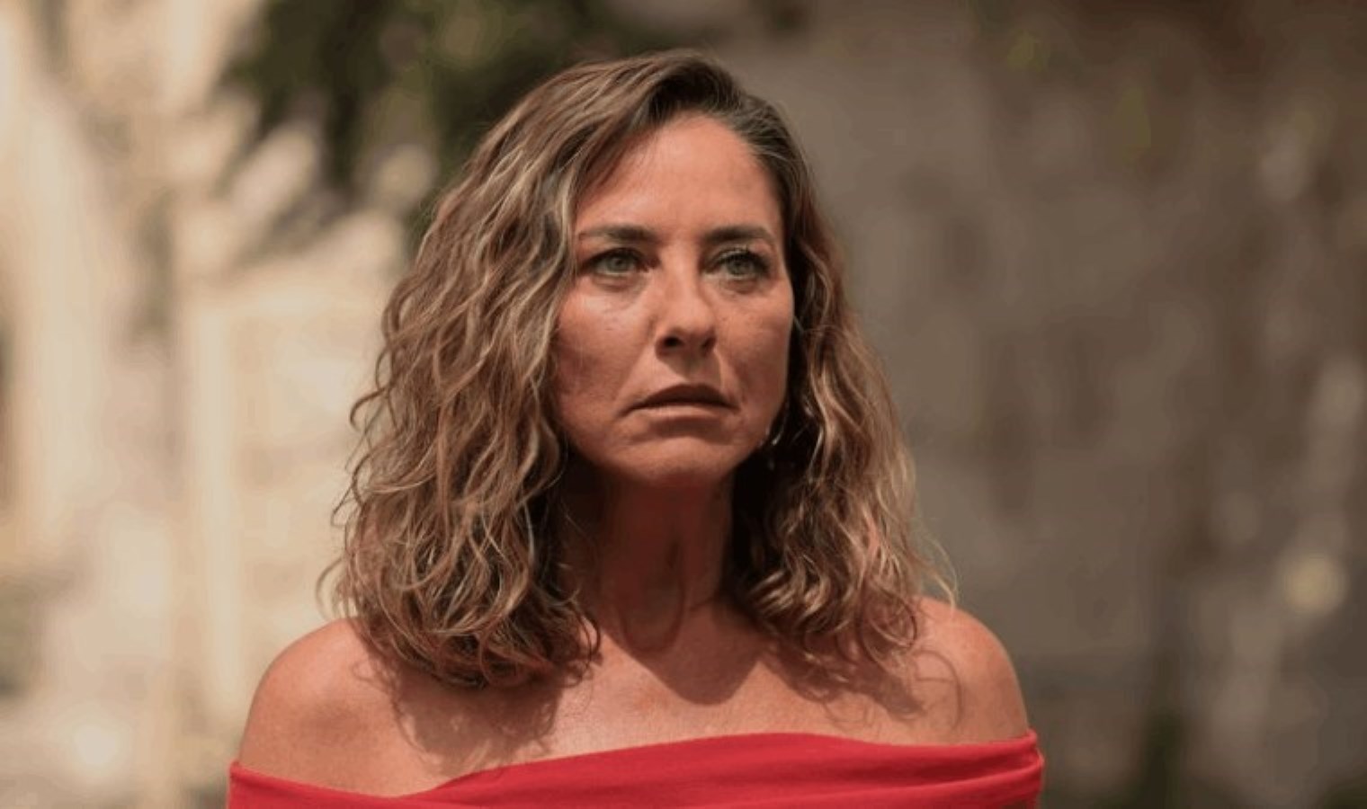 Siyah Kalp dizisinin Sumru’su Ece Uslu kim, kaç yaşında, nereli? Ece Uslu hangi dizi ve filmlerde oynadı?