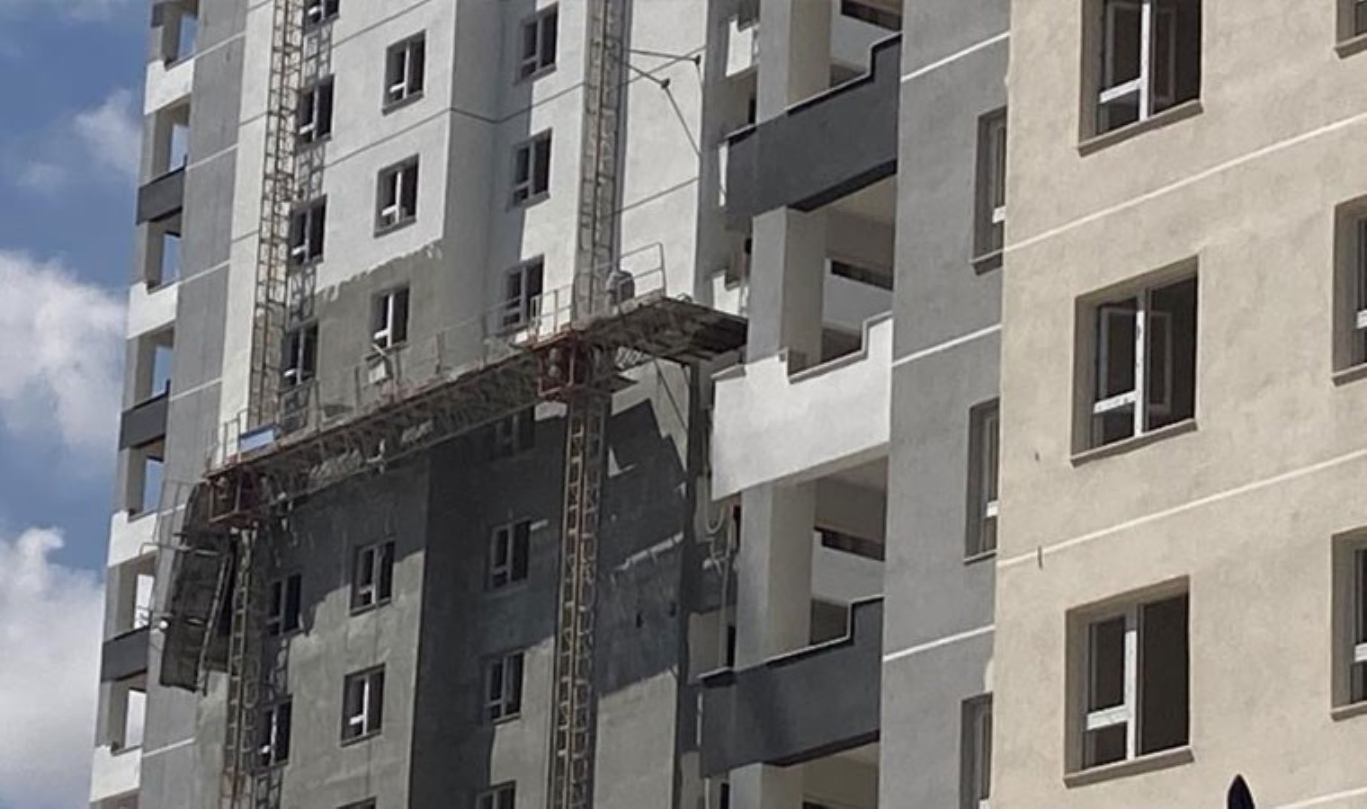 Son Dakika… İnşaattan düşen 3 işçi hayatını kaybetti