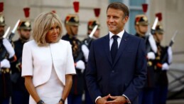 Sosyal medyada yaygınlaşan iddia mahkemeye taşındı… Brigitte Macron’un cinsiyet davasında karar verildi!