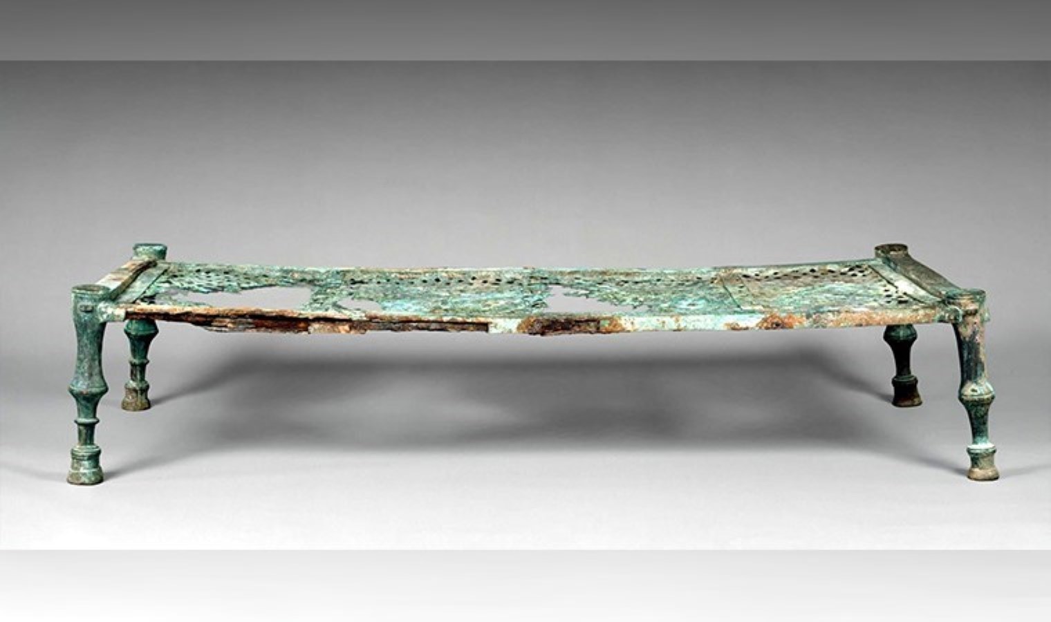 Tarihi sedir, Getty Müzesi’nden Türkiye’ye iade edildi