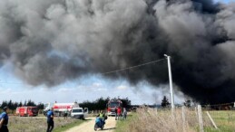 Tekirdağ’da fabrika yangını 2 saatte kontrol altına alındı: Vali Soytürk’ten açıklama geldi