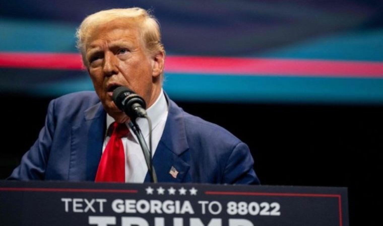 Trump, İran’dan hayatına yönelik “büyük tehditler” aldığını söyledi