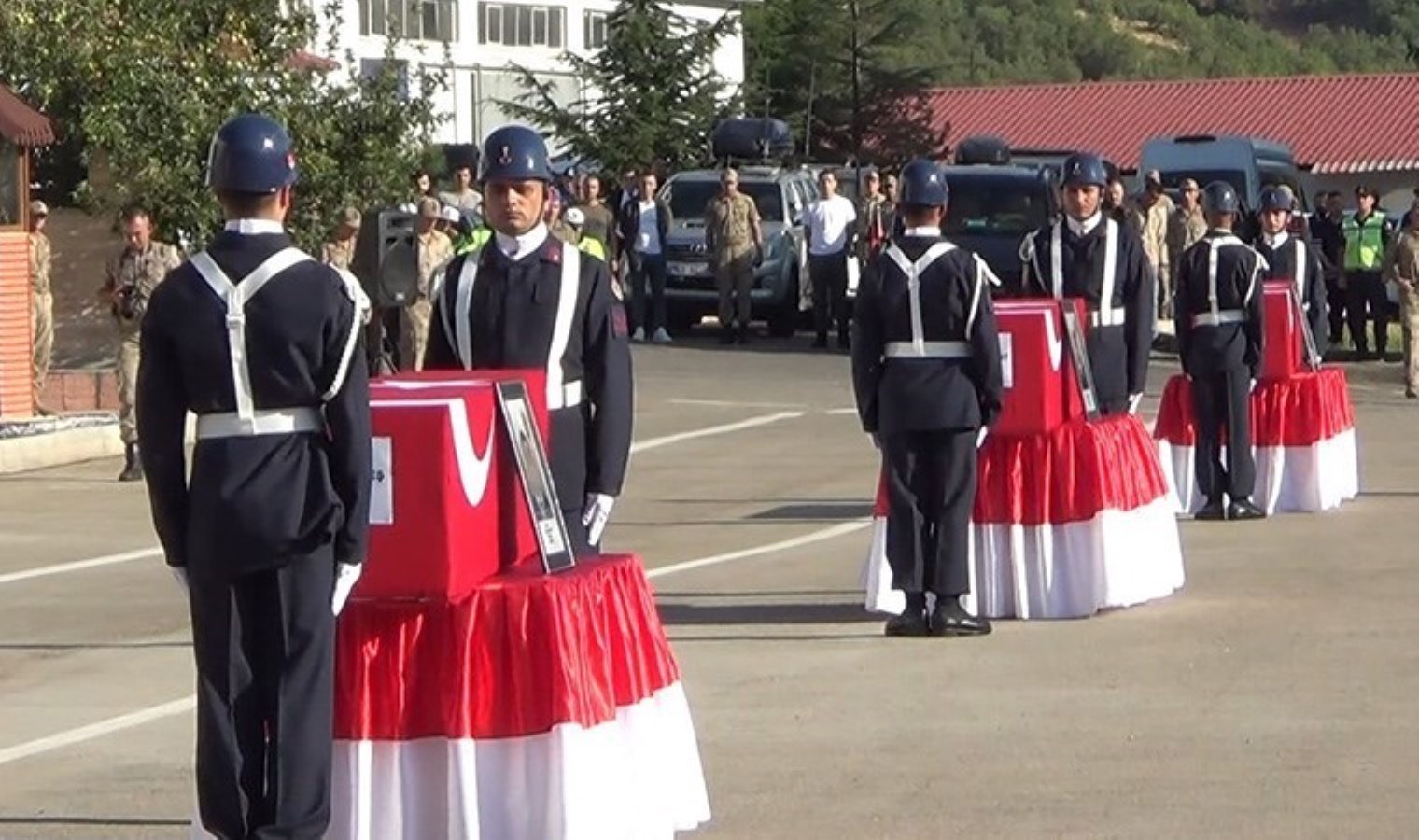 Tunceli’de şehit olan 4 askerimizden biriydi: Orhan Burak Büyükçaylı şehit olduğu gün baba oldu