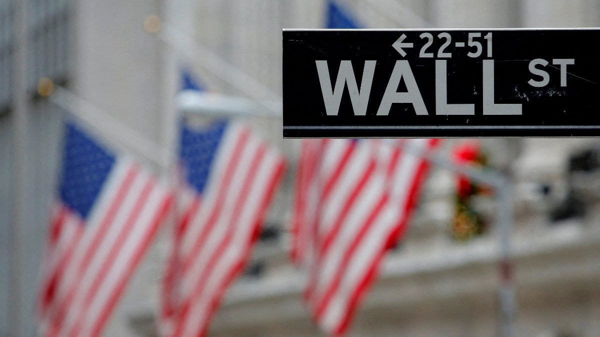 Wall Street, Fed faizi öncesinde artıda açılmaya hazırlanıyor