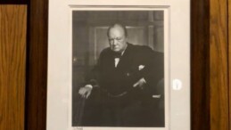 Winston Churchill’in Kanada’da çalınan orijinal fotoğrafı İtalya’da bulundu