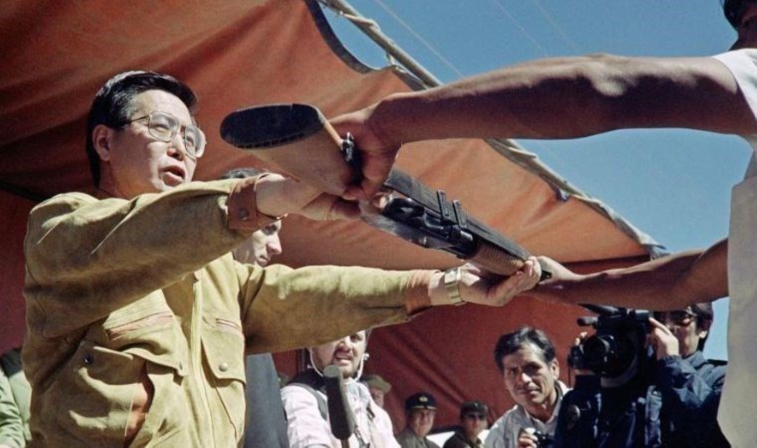 Yolsuzluk ve insan hakları ihlalleri hükümlüsü eski Peru lideri Alberto Fujimor öldü