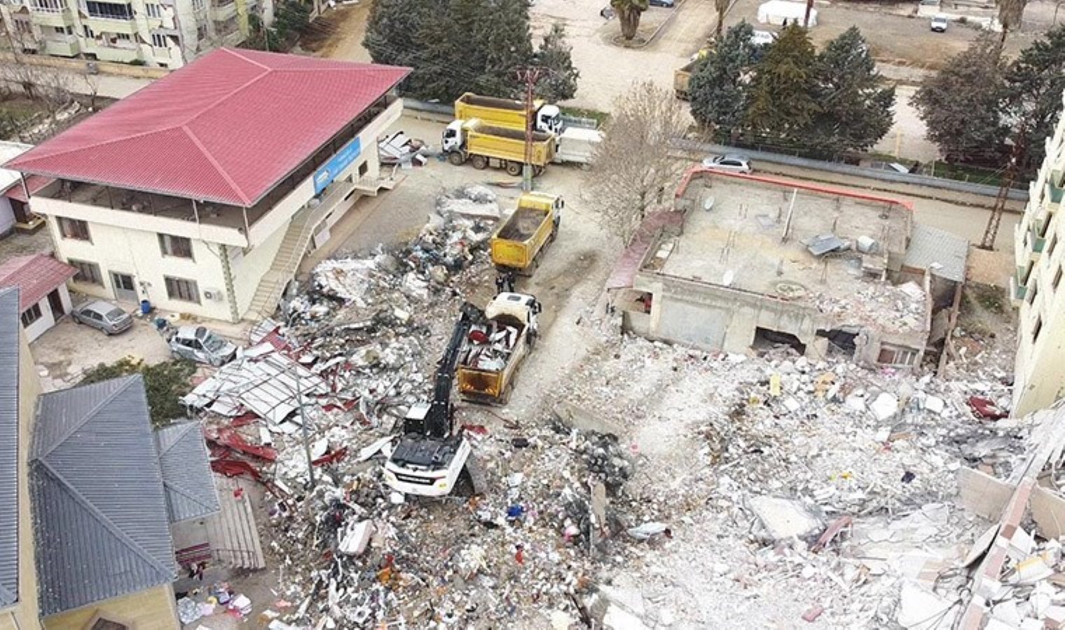 29 kişiye mezar olmuştu… Özlem Bayraktar Apartmanı davasında ‘yeni bilirkişi heyeti’ kararı