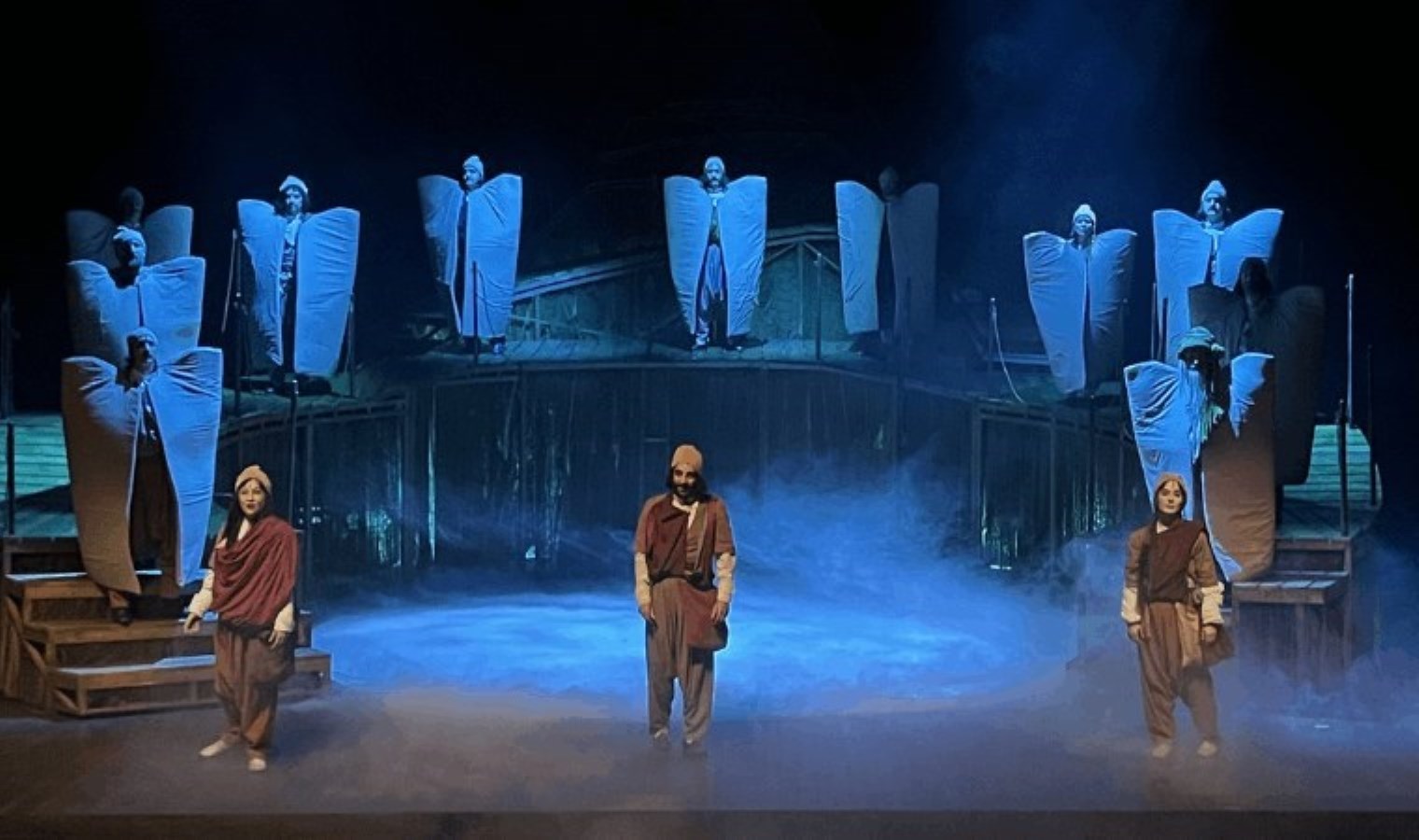 36 yıl sonra yeniden sahnelendi: Yaşar Kemal’den ‘Ağrı Dağı Efsanesi’