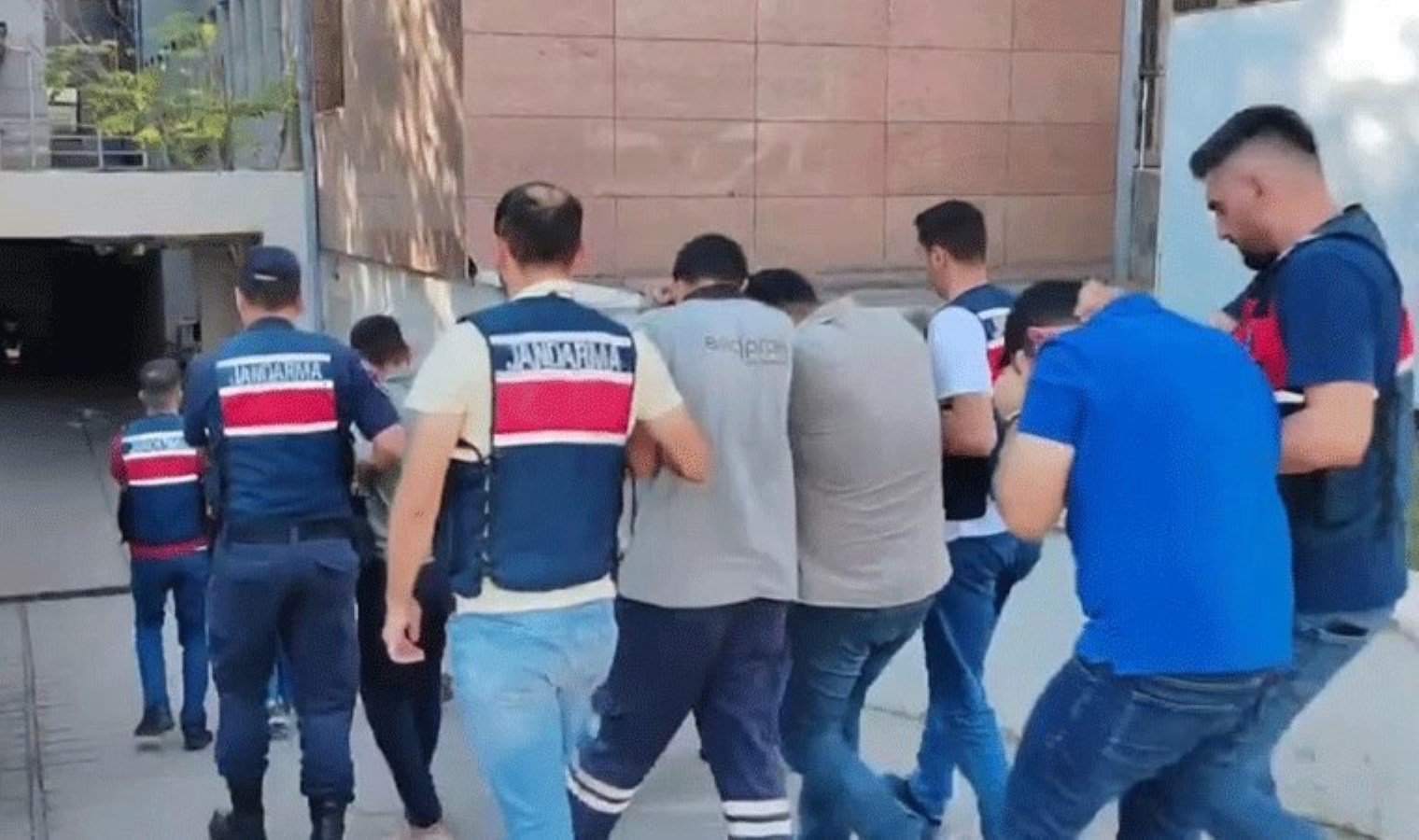 4 ilde ‘sahte araç kiralama’ örgütüne operasyon: 7 tutuklama!