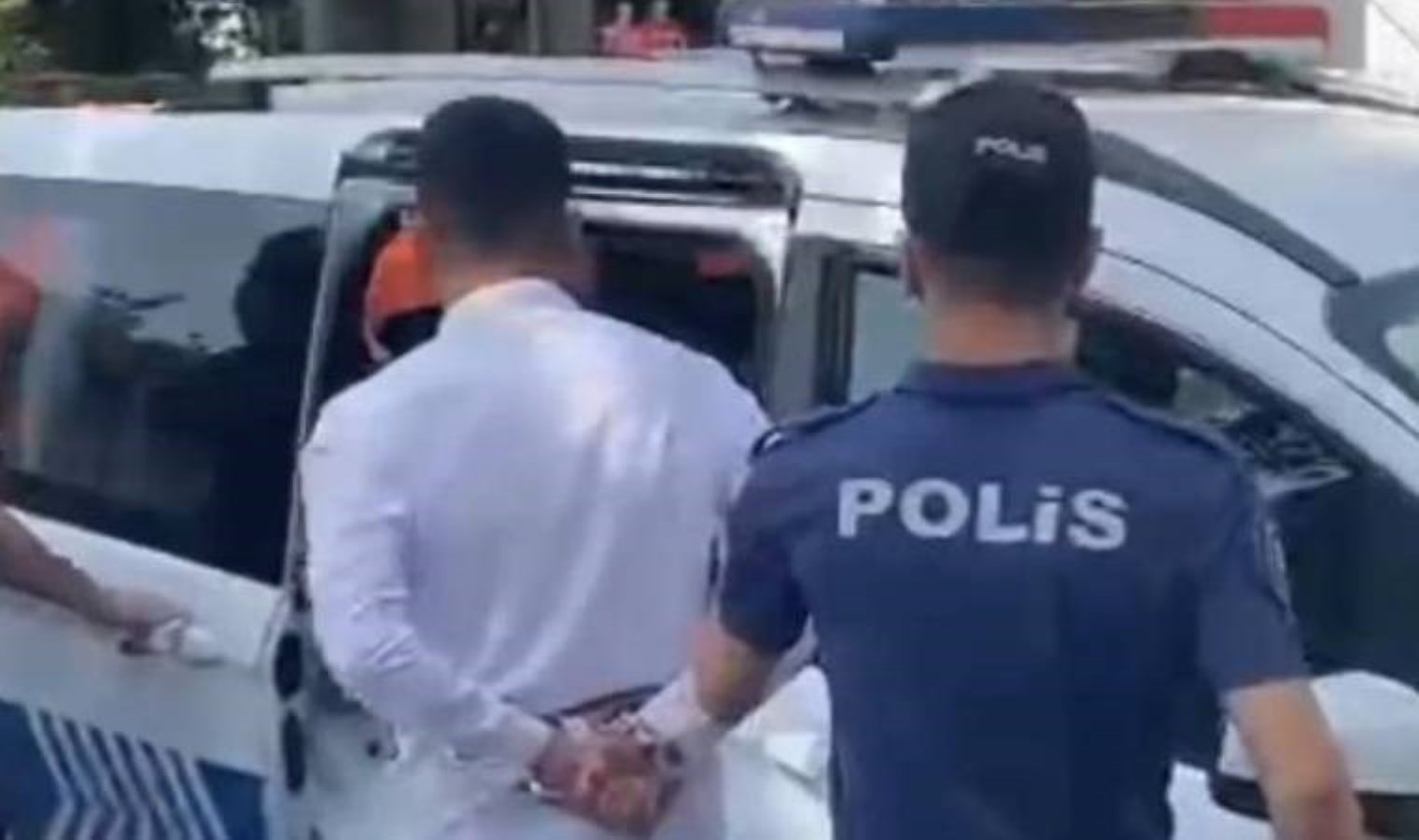 Bakan Yerlikaya duyurdu: ‘Bursa’da ambulansın önünü kesen şüpheliler yakalandı’