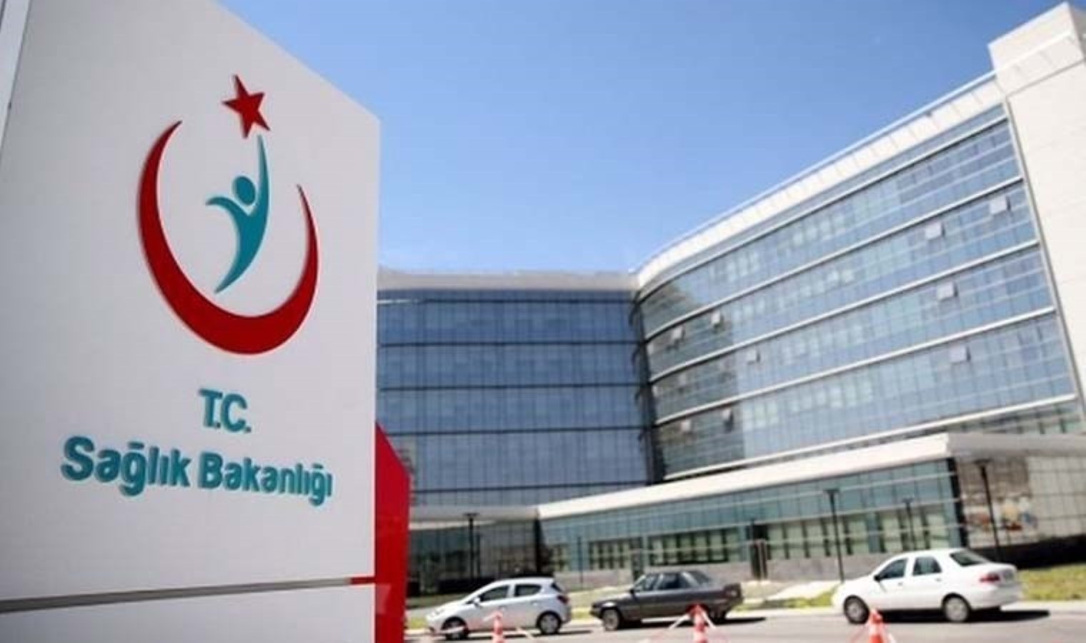 Bakanlıktan e-Nabız açıklaması: Katar’a satıldı mı?
