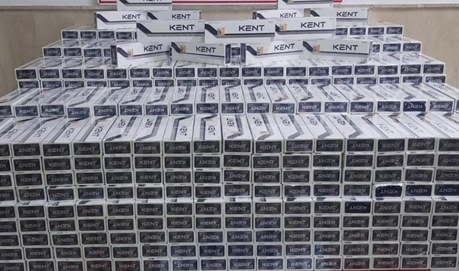 Bayburt’ta ‘kaçak sigara’ operasyonu: 1 kişiye adli işlem