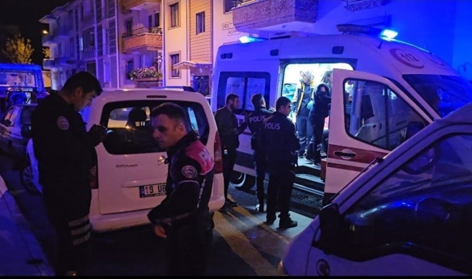 Çorum’da silahlı ve bıçaklı kavgada 1 kişi yaralandı