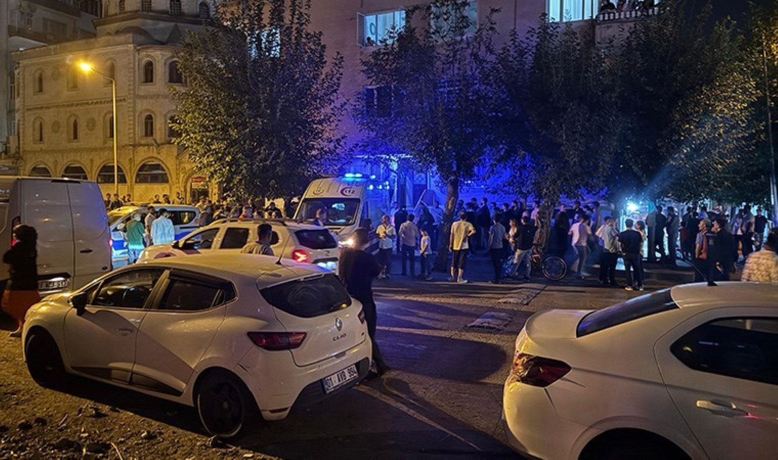 Diyarbakır’da ‘boşanma’ kavgası: Kayınbiraderler, enişte ve yanındaki akrabasını öldürdü