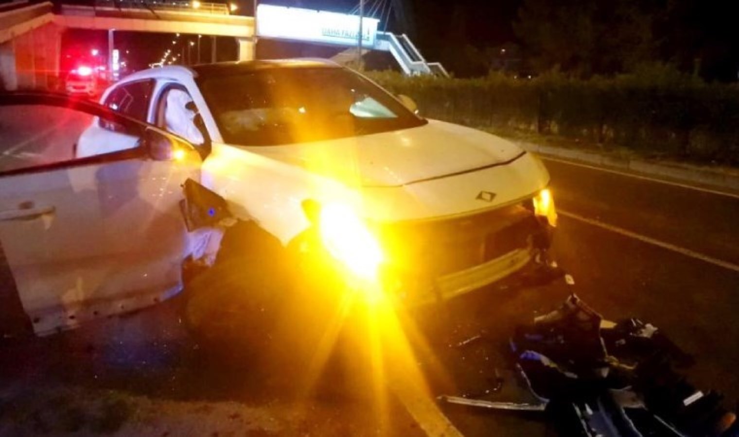 Eski Mudanya belediye başkanının oğlu kazada ağır yaralandı