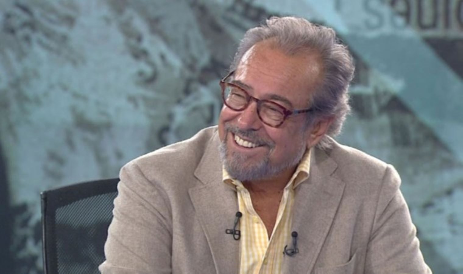 Gazeteci Güneri Cıvaoğlu hayatını kaybetti