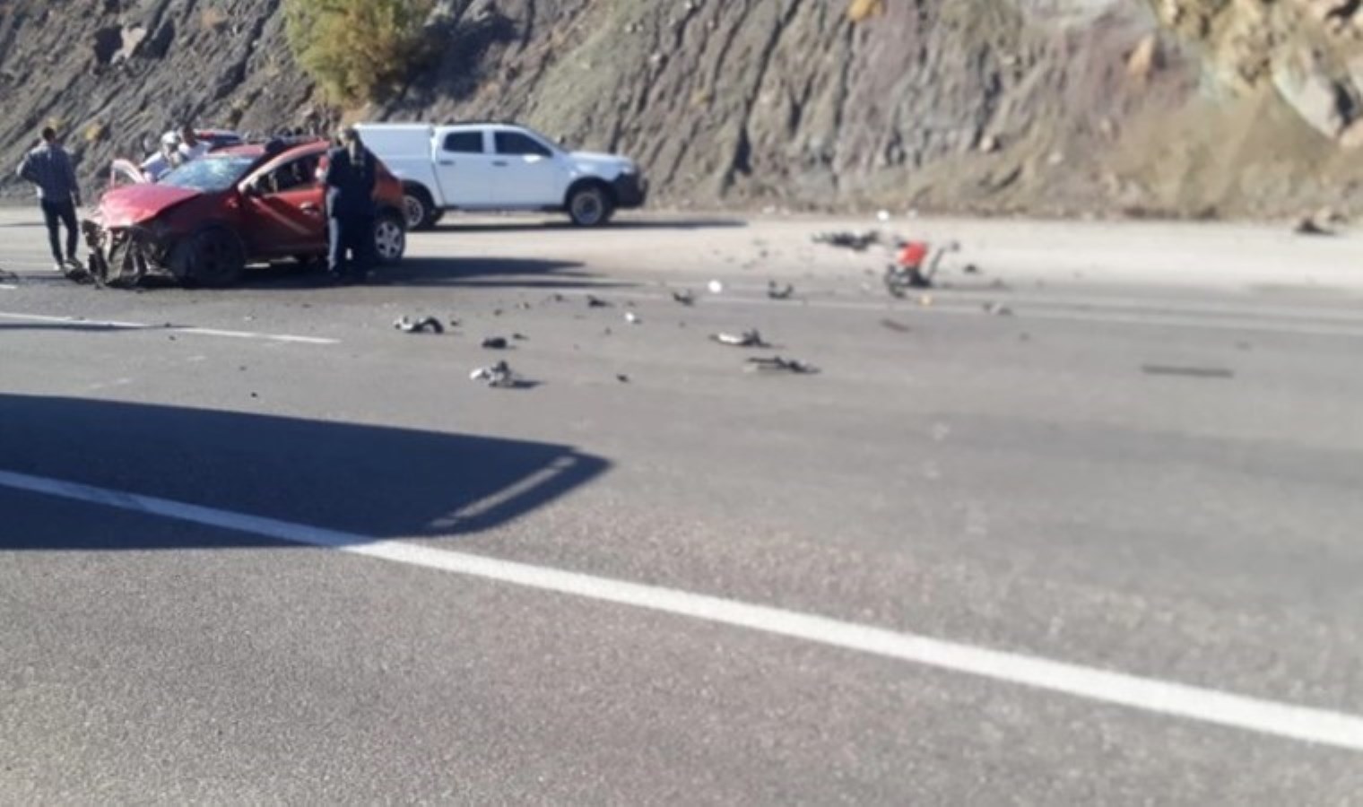 Hakkari Valisi Ali Çelik’in konvoyunda kaza: 2 yaralı