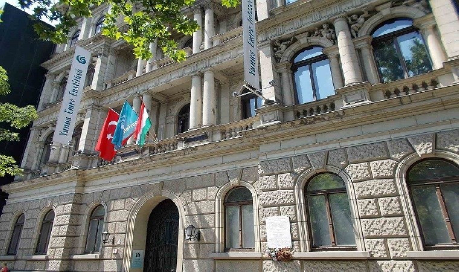 İki Türk öykücü Macaristan’da