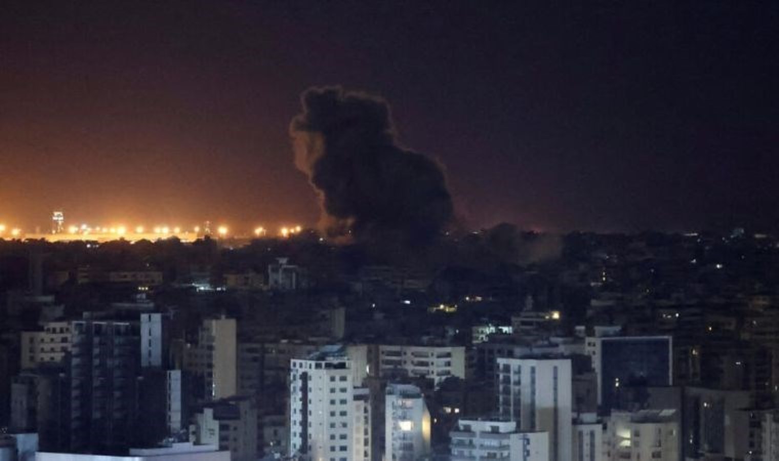 İsrail: Beyrut saldırısında İran’dan Hizbullah’a silah taşımaktan sorumlu birimin komutanını öldürdük