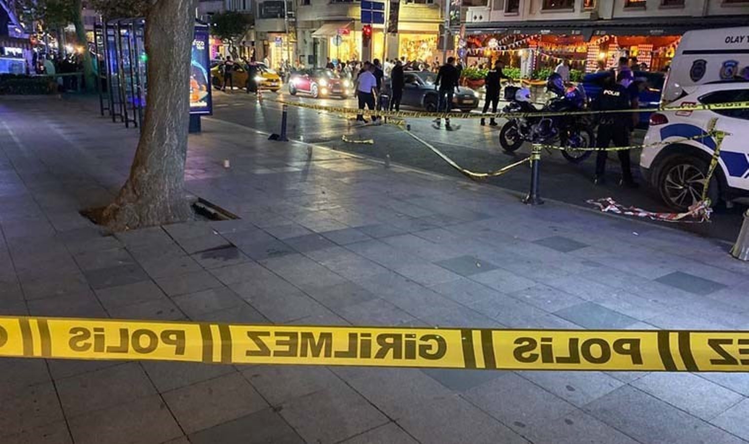 İstanbul’da cadde ortasında silahlı çatışma: 4 yaralı
