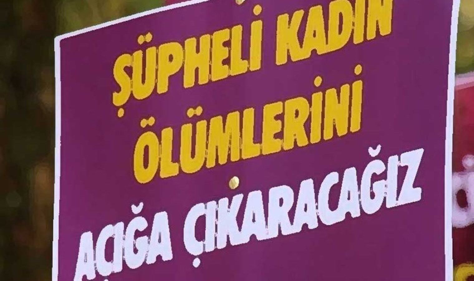 İstanbul’da kadın öğretmenin şüpheli ölümü! 6. kattan ‘düştüğü’ iddia edildi: Erkek arkadaşı gözaltında