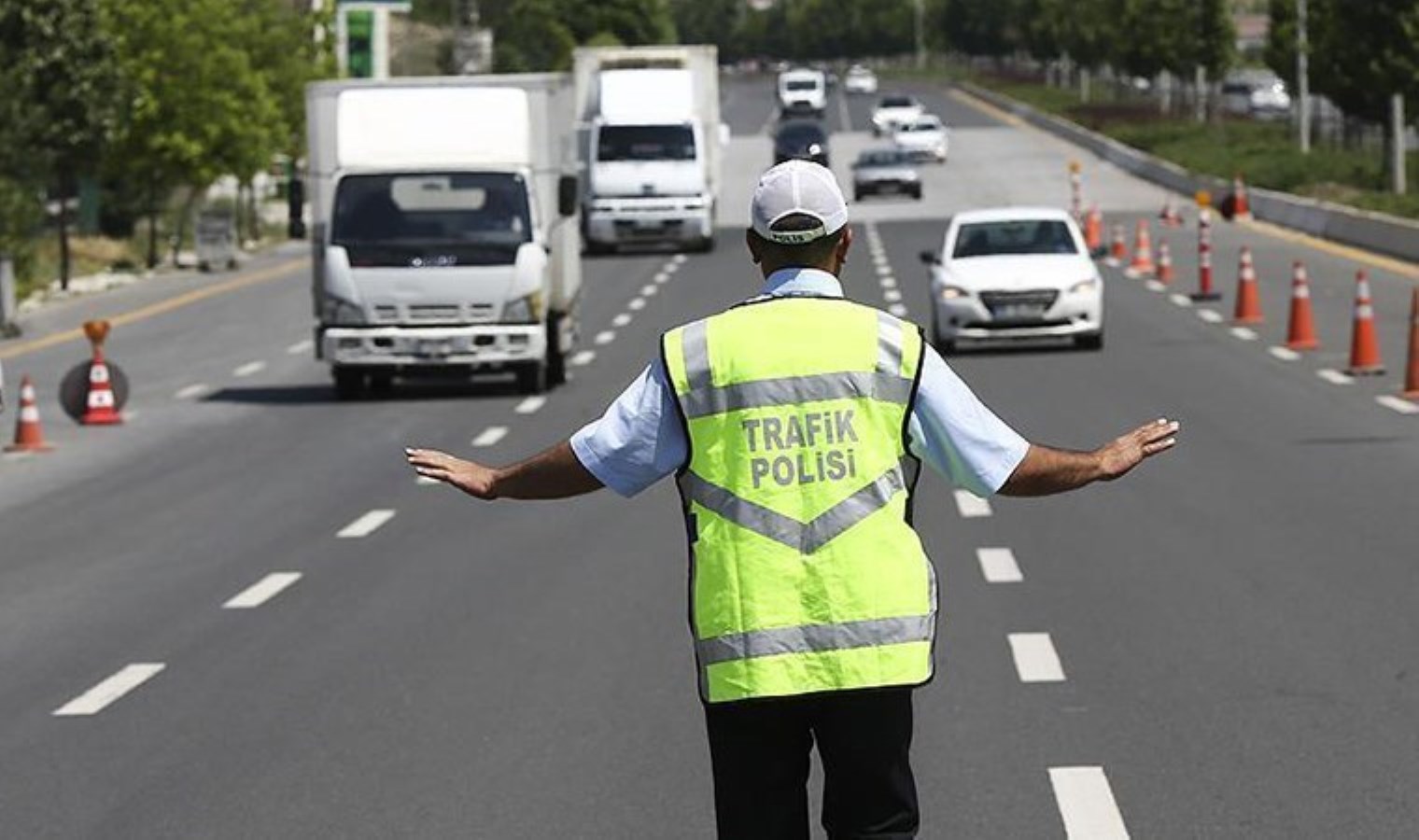 İstanbul’da yarın trafiğe çıkacaklar dikkat: Pazar günü bu yollar kapalı!