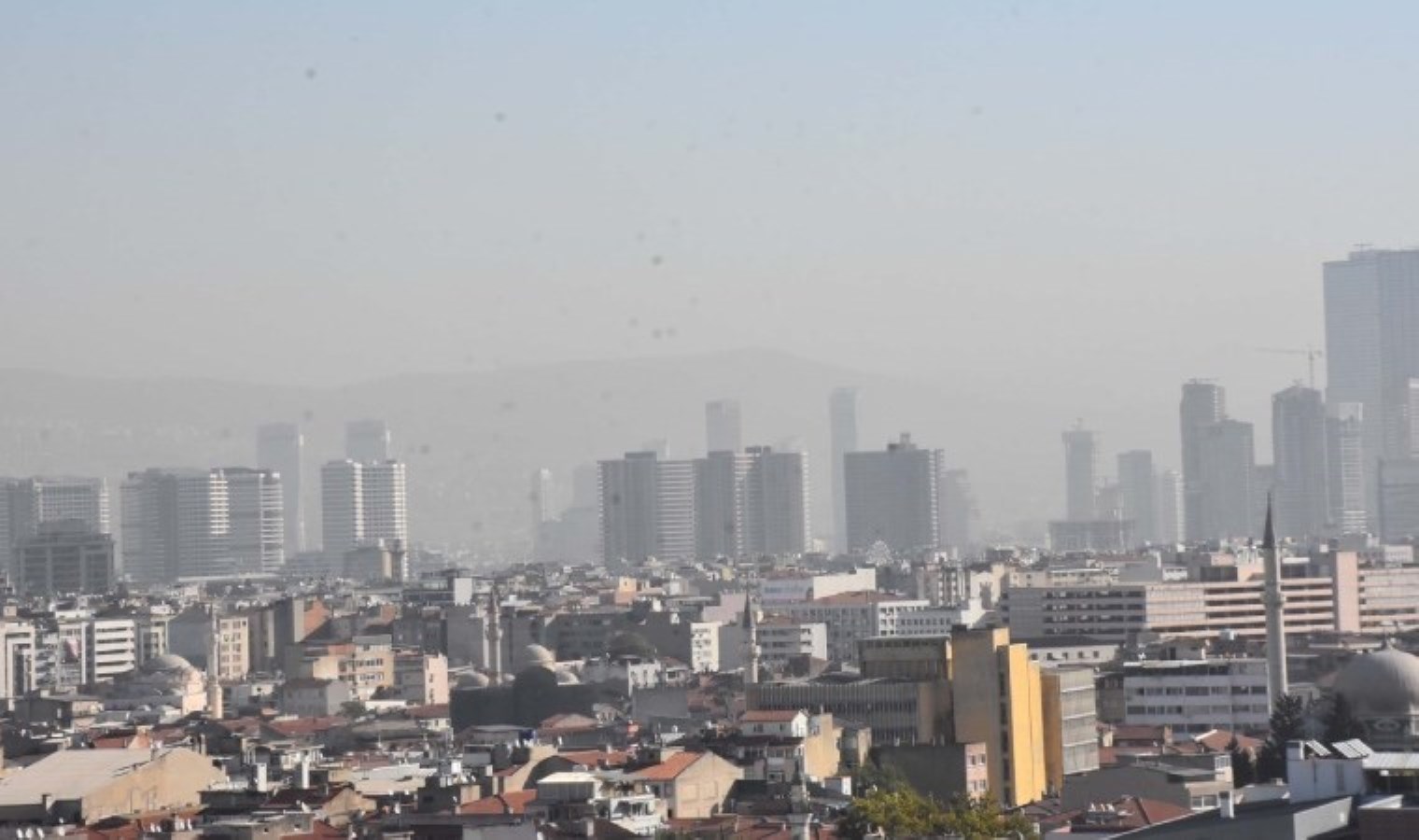 İzmir’i sis bulutu kapladı