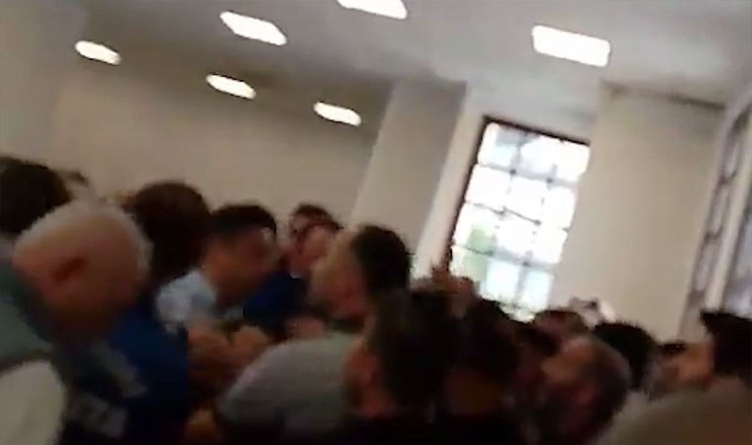 Kağıthane Belediyesi’nde grev oylamasına müdahale