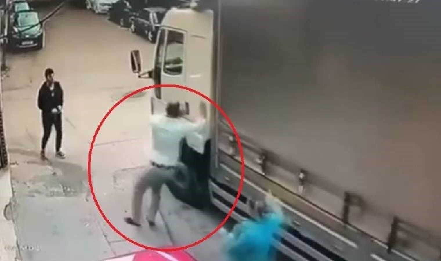 Kameraya yansıdı… Bursa’da faciadan dönüldü!