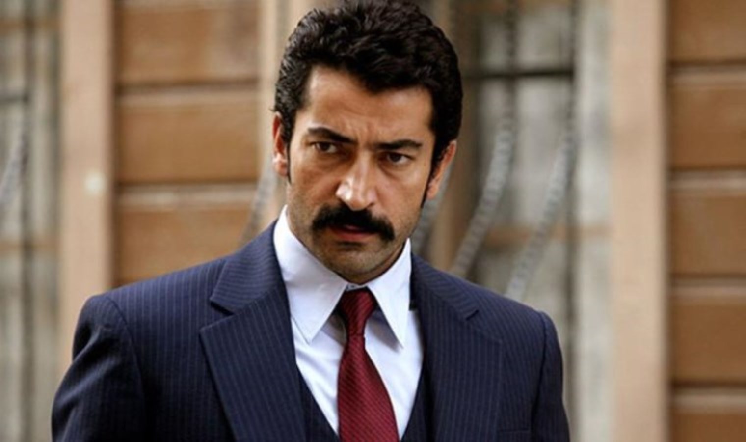 Kenan İmirzalıoğlu en etkilendiği ‘Ezel’ sahnesini açıkladı