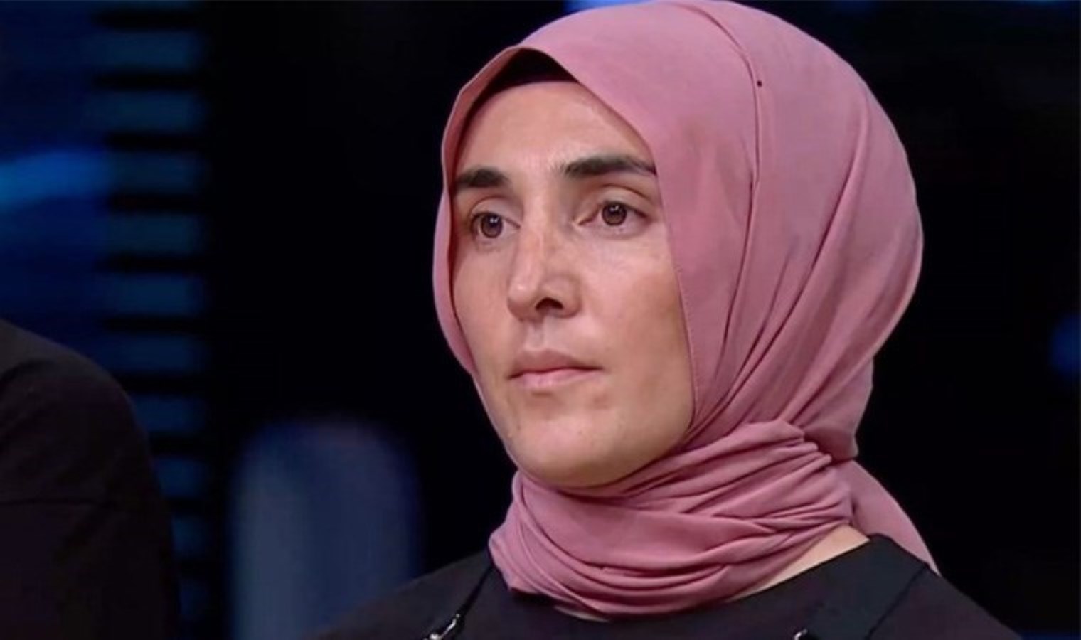 MasterChef’e veda eden Ayşe Ekiz’e Afyonkarahisar Belediye Başkanı Burcu Köksal’dan sürpriz teklif!